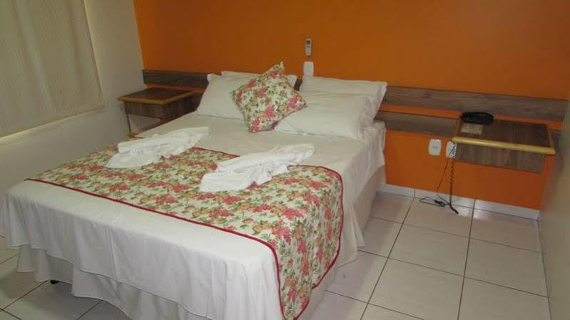 Hotel Pousada Real Sinop Bagian luar foto